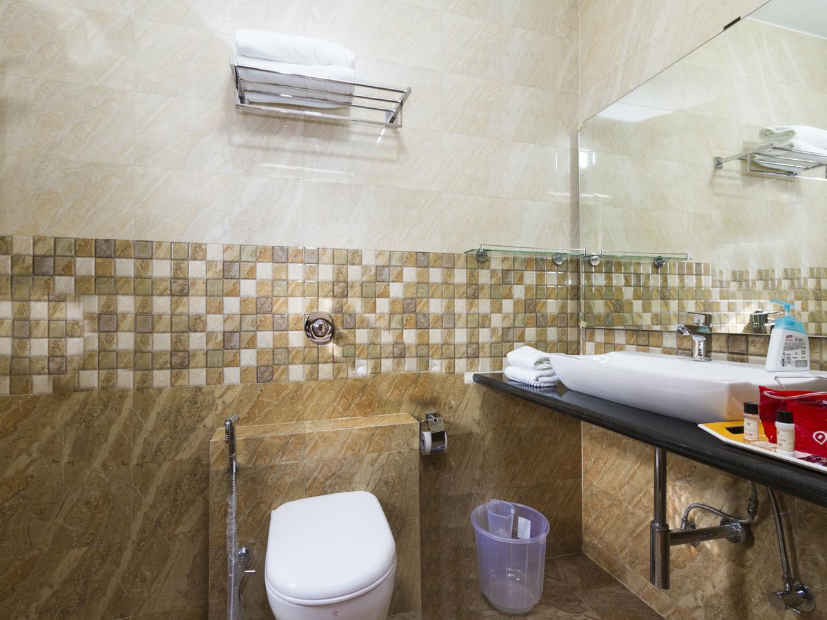 Oyo 2132 Apartment Aditya Residency 班加罗尔 外观 照片